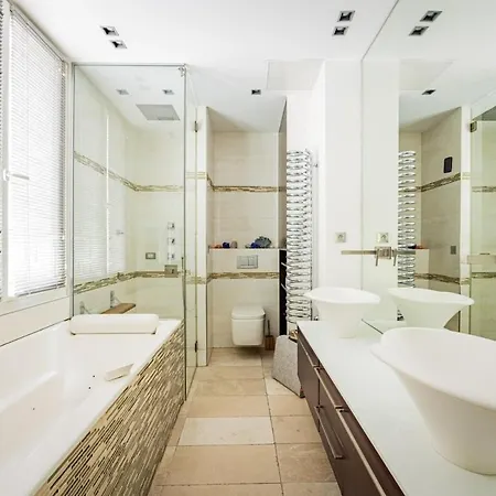 Place Vendome - Opera - Louvres - 3 Bedrooms Paris