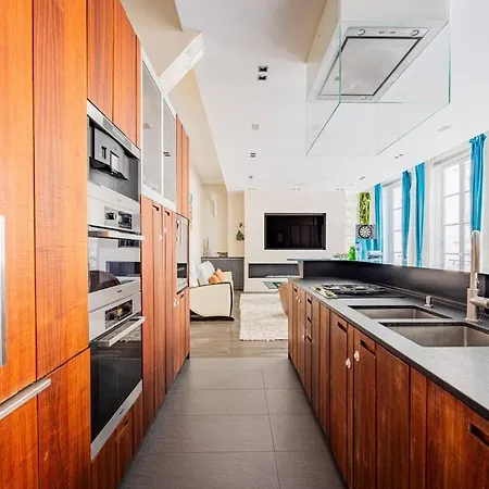 Place Vendome - Opera - Louvres - 3 Bedrooms Paris