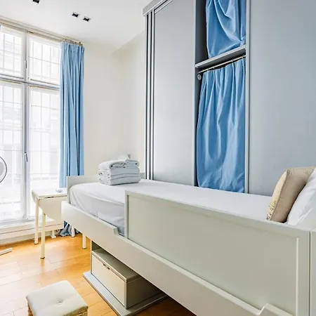 Apartment Place Vendome - Opera - Louvres - 3 Bedrooms Paris