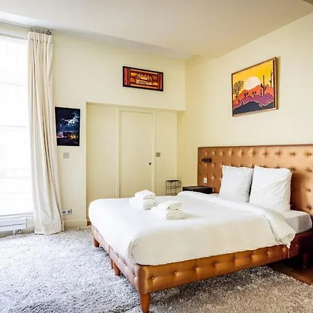 Place Vendome - Opera - Louvres - 3 Bedrooms Paris